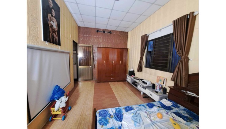 Bán Nhà Đường 11 Trường Thọ, DT 5*22 SIÊU ĐẸP, Giá Hơn 7 Tỷ, Sân Trước Nhà Rộng, Vị Trí Tiềm Năng CAO